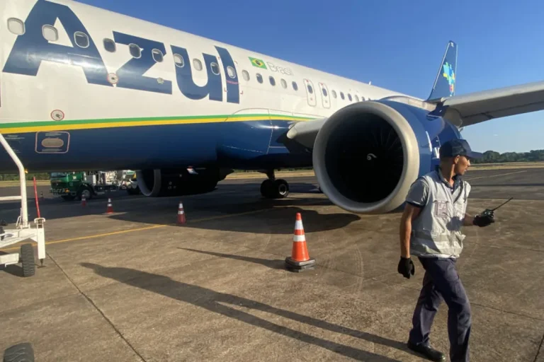 azul entra com pedido de recupera o judicial nos eua e pisa no freio na fus o com a gol 448b1f08