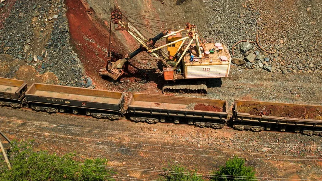 China perfura poço de 10 km para explorar e revelar segredos do interior da Terra china perfura po o de 10 km para explorar e revelar segredos do interior da terra c0a56964