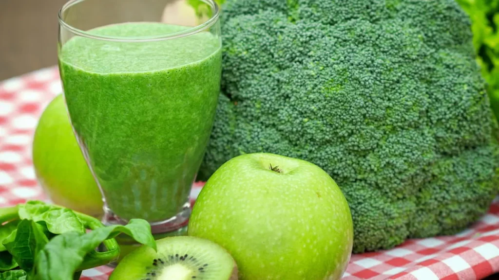 Conheça os benefícios dos sucos verdes para sua saúde conhe a os benef cios dos sucos verdes para sua sa de 2550c636