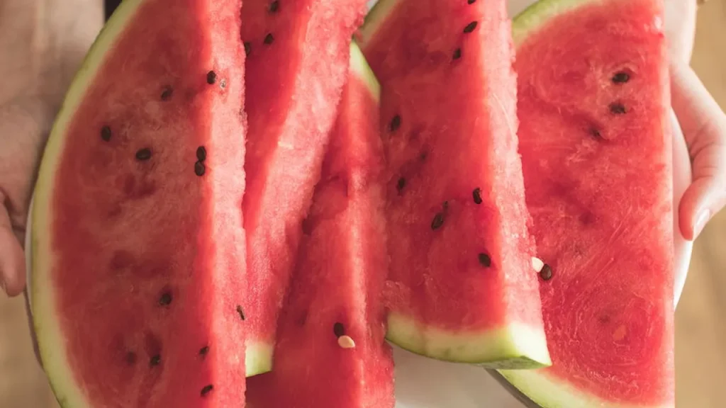 Conheça os incríveis benefícios da melancia para a saúde e controle do peso conhe a os incr veis benef cios da melancia para a sa de e controle do peso c0cf1e3b