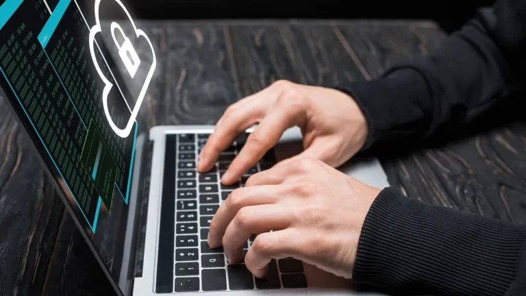 dicas para identificar golpes com taxas extras e e mails falsos no enjoei 9f4a1091