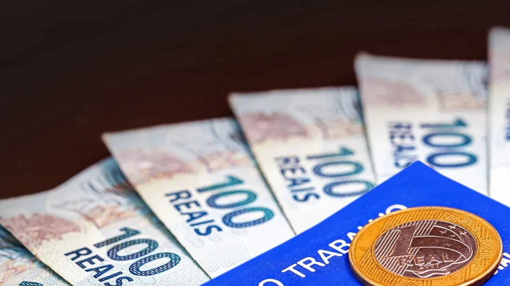 R$ 1.518 no seu bolso? Abono Salarial libera nova rodada em maio r 1 518 no seu bolso abono salarial libera nova rodada em maio 3f9d5866