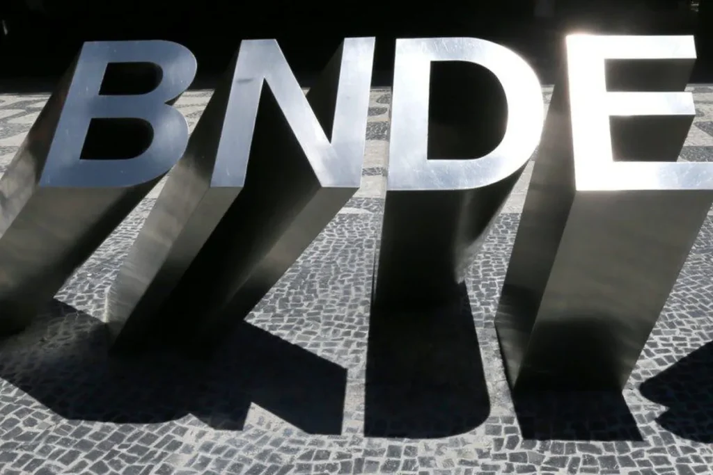 bndes deve liberar pelo menos r 80 bilh es em cr dito para infraestrutura neste ano 681d9275