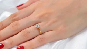 As cores de esmalte que deixam unhas curtas elegantes e sofisticadas