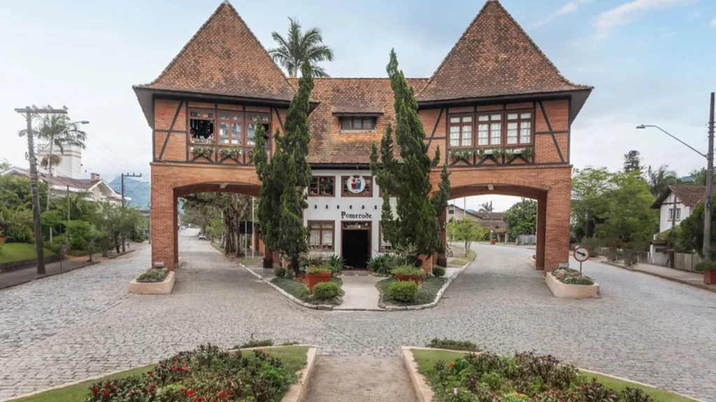 Cidades escondidas para viajar e viver experiências autênticas no Brasil cidades escondidas para viajar e viver experi ncias aut nticas no brasil eec9fdd7