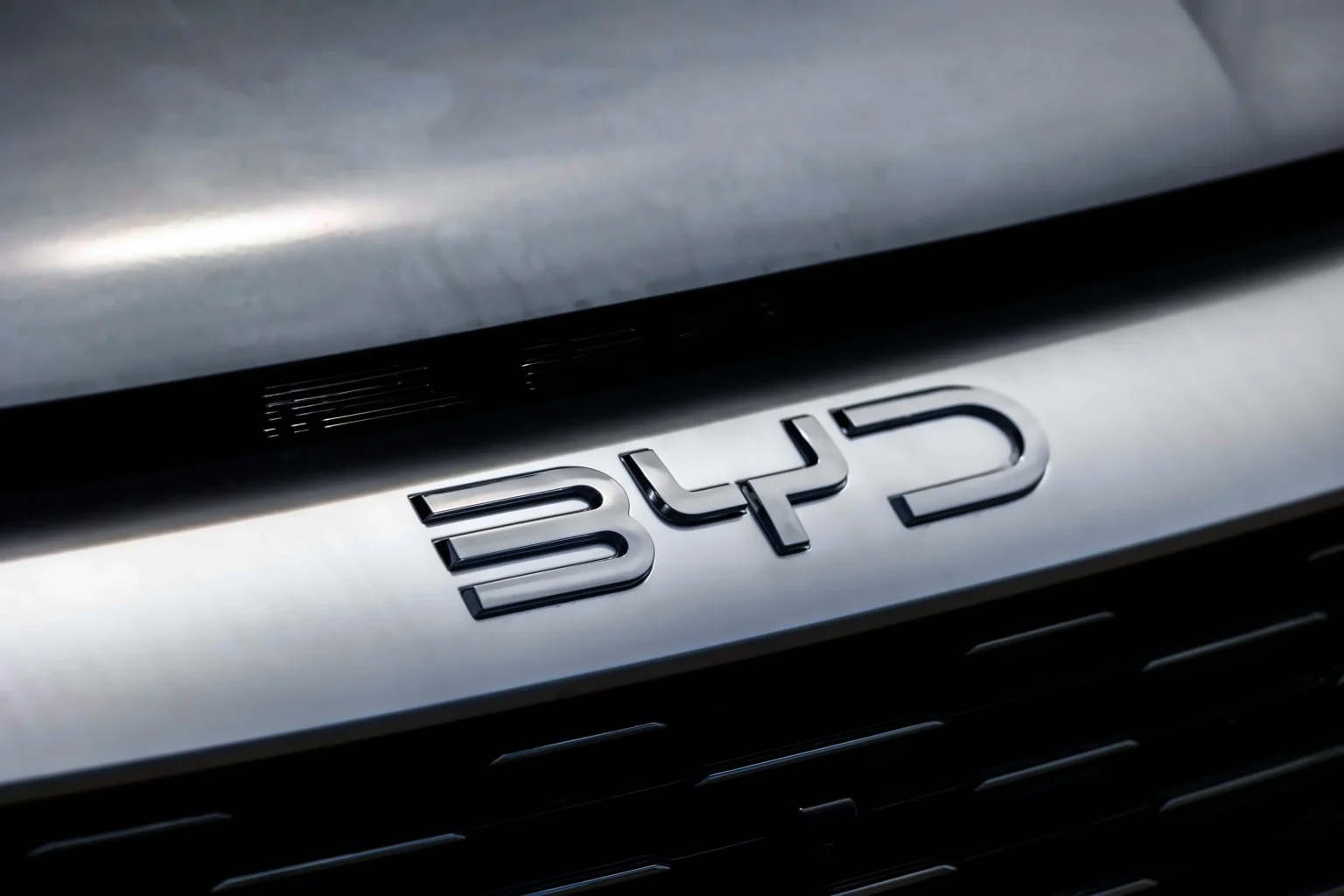 BYD fabricará carros elétricos direto da Europa até 2028, diz executiva BYD fabricará carros elétricos direto da Europa até 2028, diz executiva