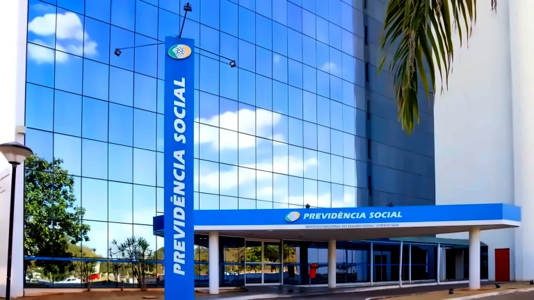 Como pedir o ressarcimento de descontos indevidos do INSS