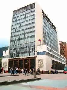 Inspirado no Brasil, Pix colombiano já nasce com 32 milhões de usuários: como funciona o Bre-B
