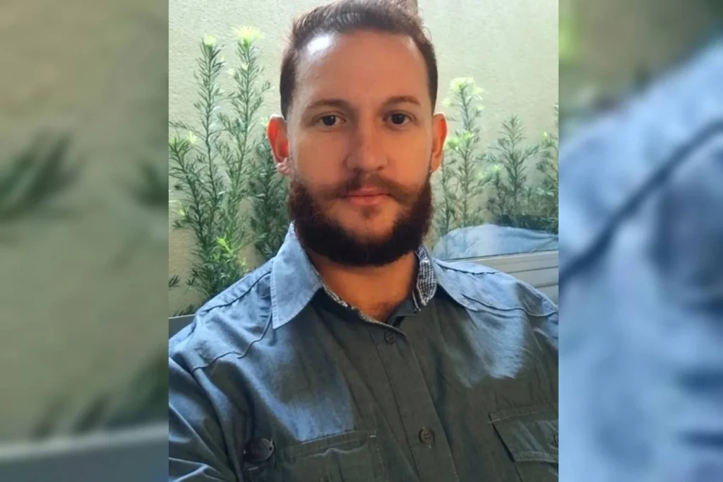 Advogado morre após sofrer acidente e carro pegar fogo em Goiás.Vejavídeo Advogado morre após sofrer acidente e carro pegar fogo em Goiás.Vejavídeo