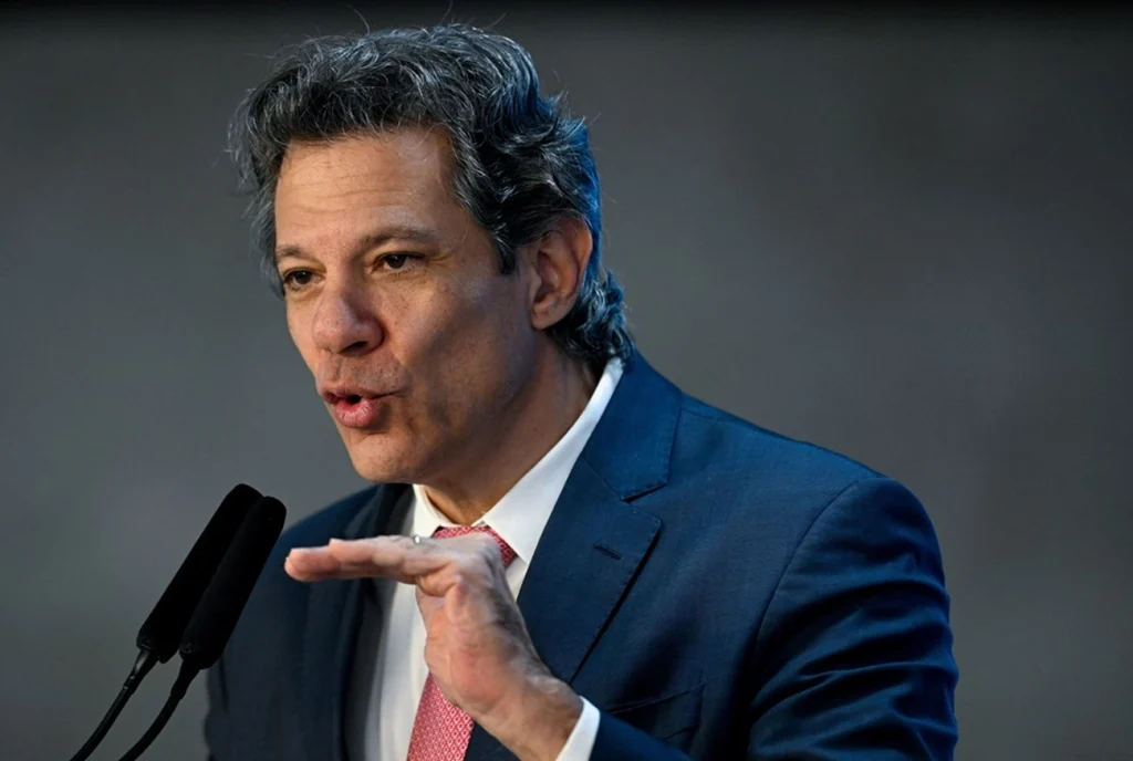 Crime organizado está usando empresas do EUA para lavagem de dinheiro, diz Haddad Crime organizado está usando empresas do EUA para lavagem de dinheiro, diz Haddad