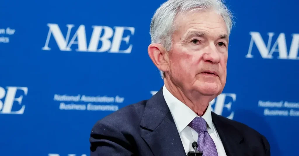 Fed corta juros nos Estados Unidos pela terceira vez consecutiva Fed corta juros nos Estados Unidos pela terceira vez consecutiva