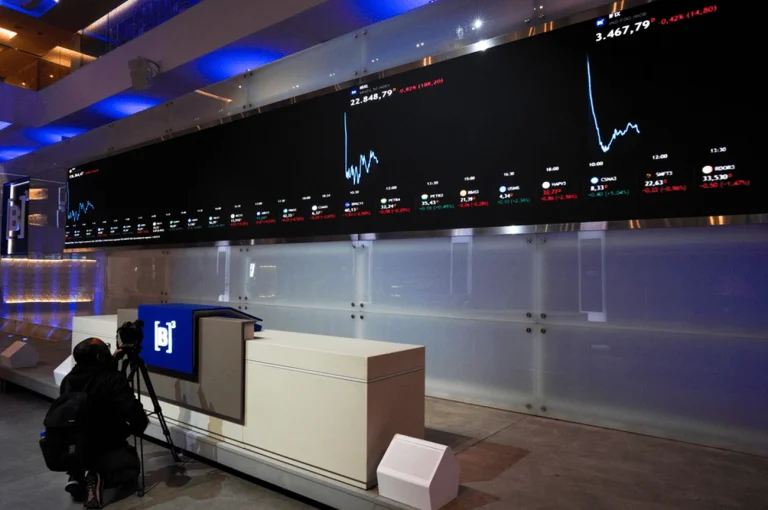 Ibovespa Futuro dispara 0,43% com otimismo sobre cortes do Fed nos EUA
