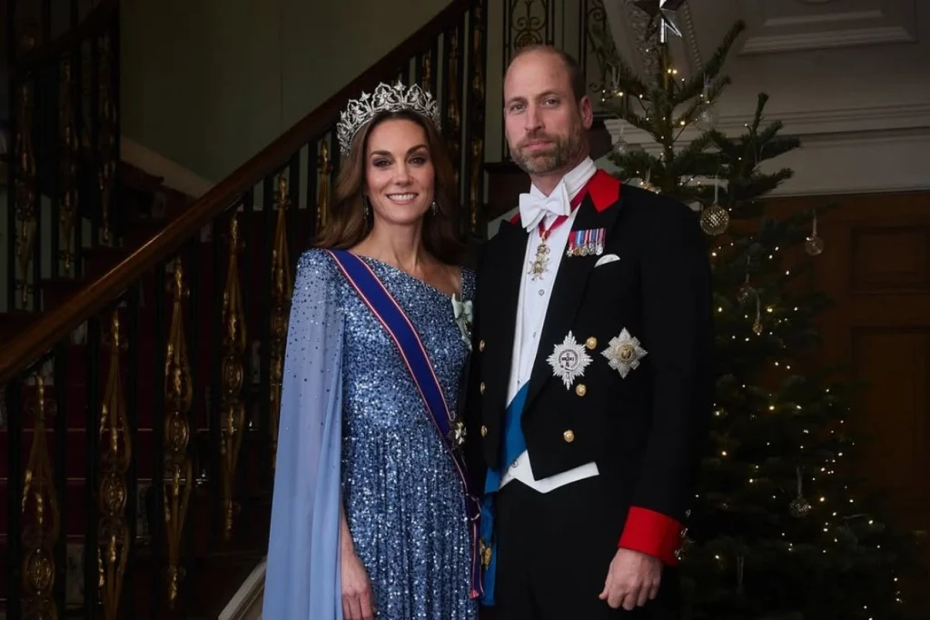 Kate Middleton usa tiara da Rainha Vitória com 2600 diamantes e valor milionário
