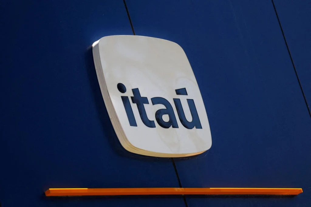 Itaú lidera ranking de marcas mais valiosas do mundo com alta de 20 posições Itaú lidera ranking de marcas mais valiosas do mundo com alta de 20 posições