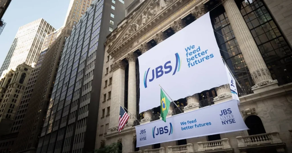 JBS dobra produção de frango na Arábia Saudita agora com expansão agressiva no Oriente Médio